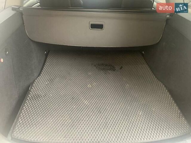 Серый Фольксваген Гольф, объемом двигателя 1.6 л и пробегом 262 тыс. км за 6750 $, фото 24 на Automoto.ua