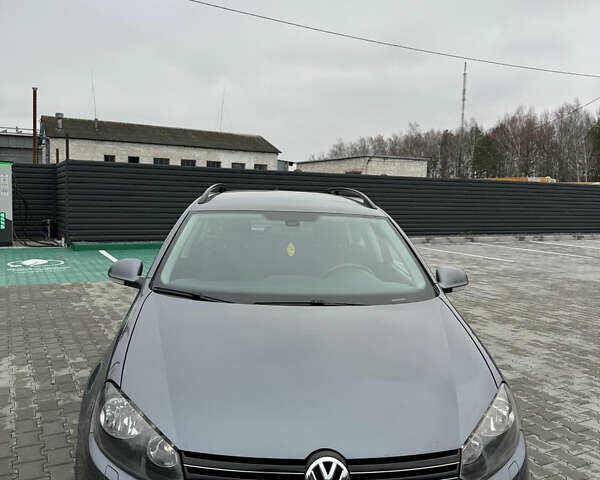 Серый Фольксваген Гольф, объемом двигателя 2 л и пробегом 277 тыс. км за 8350 $, фото 1 на Automoto.ua