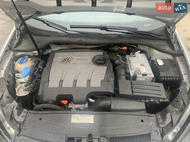 Серый Фольксваген Гольф, объемом двигателя 1.6 л и пробегом 262 тыс. км за 6750 $, фото 26 на Automoto.ua
