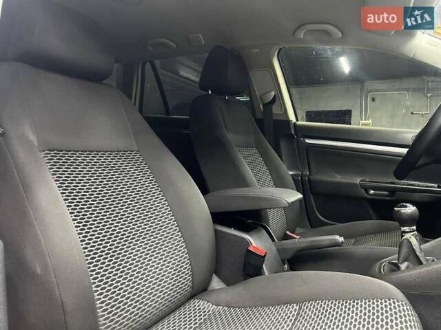 Сірий Фольксваген Гольф, об'ємом двигуна 1.6 л та пробігом 316 тис. км за 6900 $, фото 10 на Automoto.ua