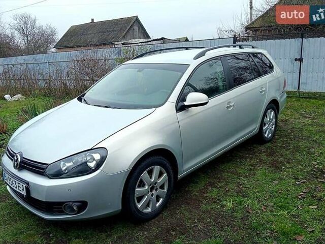 Серый Фольксваген Гольф, объемом двигателя 1.6 л и пробегом 300 тыс. км за 6800 $, фото 7 на Automoto.ua