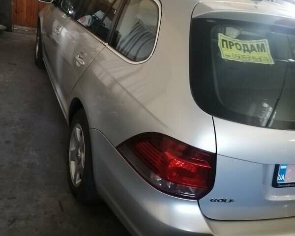 Серый Фольксваген Гольф, объемом двигателя 1.39 л и пробегом 233 тыс. км за 7500 $, фото 3 на Automoto.ua