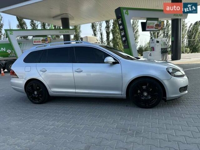 Серый Фольксваген Гольф, объемом двигателя 1.6 л и пробегом 280 тыс. км за 6900 $, фото 12 на Automoto.ua