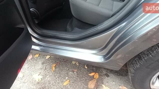 Серый Фольксваген Гольф, объемом двигателя 1.39 л и пробегом 186 тыс. км за 8100 $, фото 23 на Automoto.ua