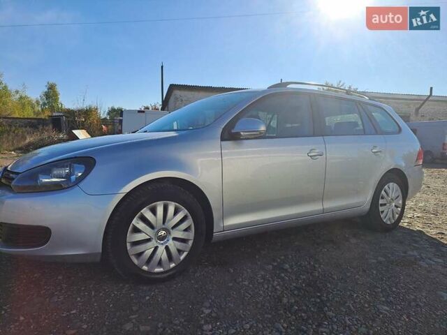 Серый Фольксваген Гольф, объемом двигателя 1.6 л и пробегом 250 тыс. км за 6900 $, фото 1 на Automoto.ua