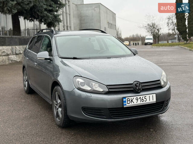 Серый Фольксваген Гольф, объемом двигателя 1.6 л и пробегом 298 тыс. км за 6550 $, фото 20 на Automoto.ua