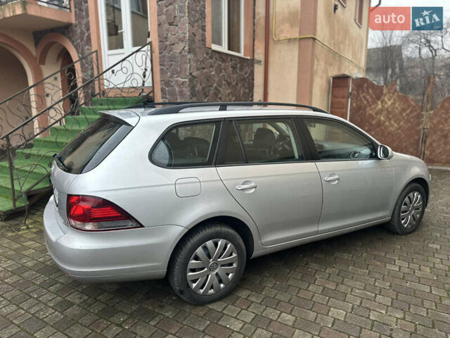 Серый Фольксваген Гольф, объемом двигателя 1.6 л и пробегом 260 тыс. км за 7250 $, фото 6 на Automoto.ua