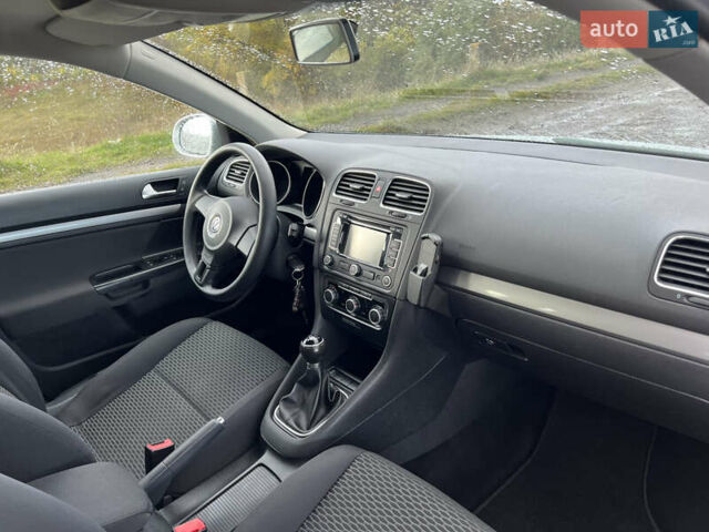 Сірий Фольксваген Гольф, об'ємом двигуна 1.6 л та пробігом 213 тис. км за 7100 $, фото 59 на Automoto.ua