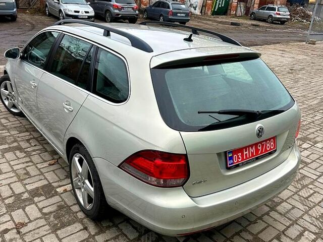 Серый Фольксваген Гольф, объемом двигателя 1.4 л и пробегом 200 тыс. км за 7800 $, фото 4 на Automoto.ua