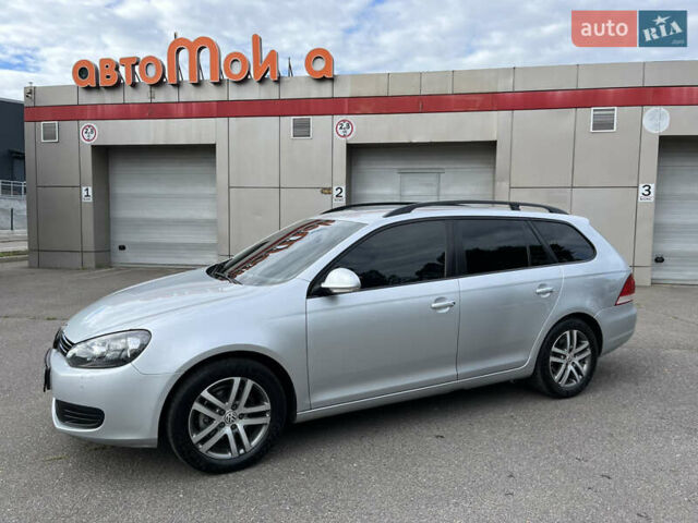 Сірий Фольксваген Гольф, об'ємом двигуна 1.6 л та пробігом 315 тис. км за 8000 $, фото 2 на Automoto.ua