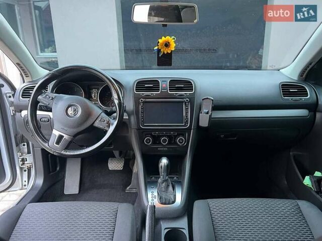 Серый Фольксваген Гольф, объемом двигателя 1.6 л и пробегом 262 тыс. км за 8500 $, фото 12 на Automoto.ua