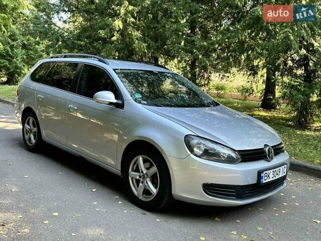 Серый Фольксваген Гольф, объемом двигателя 1.6 л и пробегом 285 тыс. км за 6850 $, фото 2 на Automoto.ua