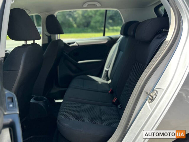 Сірий Фольксваген Гольф, об'ємом двигуна 2 л та пробігом 332 тис. км за 8200 $, фото 21 на Automoto.ua