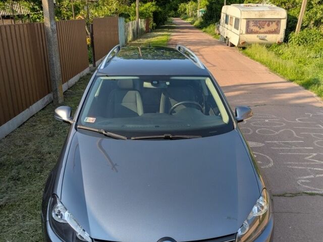 Серый Фольксваген Гольф, объемом двигателя 1.6 л и пробегом 216 тыс. км за 8300 $, фото 6 на Automoto.ua