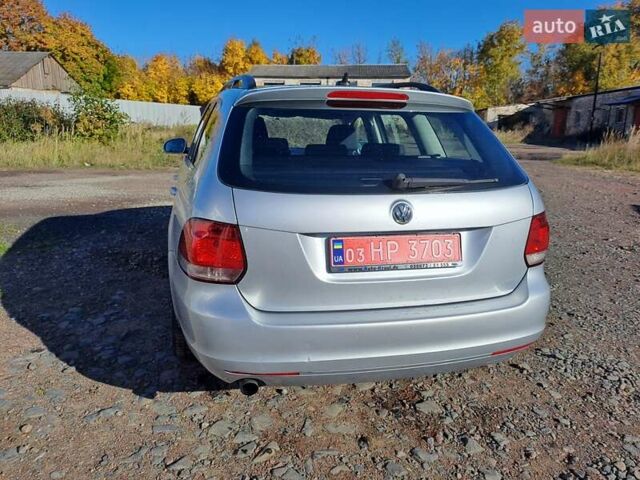 Серый Фольксваген Гольф, объемом двигателя 1.6 л и пробегом 250 тыс. км за 6900 $, фото 3 на Automoto.ua