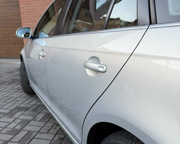 Сірий Фольксваген Гольф, об'ємом двигуна 1.39 л та пробігом 191 тис. км за 6600 $, фото 18 на Automoto.ua