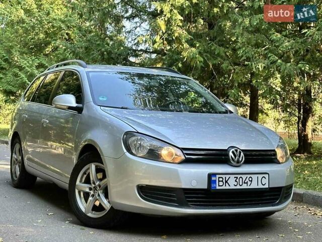Серый Фольксваген Гольф, объемом двигателя 1.6 л и пробегом 285 тыс. км за 7100 $, фото 7 на Automoto.ua
