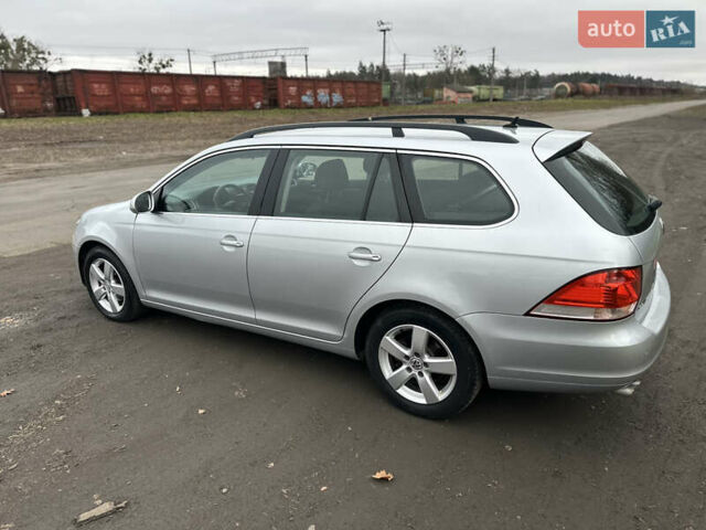 Серый Фольксваген Гольф, объемом двигателя 1.39 л и пробегом 240 тыс. км за 6750 $, фото 5 на Automoto.ua