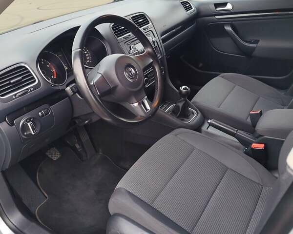 Сірий Фольксваген Гольф, об'ємом двигуна 1.4 л та пробігом 186 тис. км за 7300 $, фото 30 на Automoto.ua