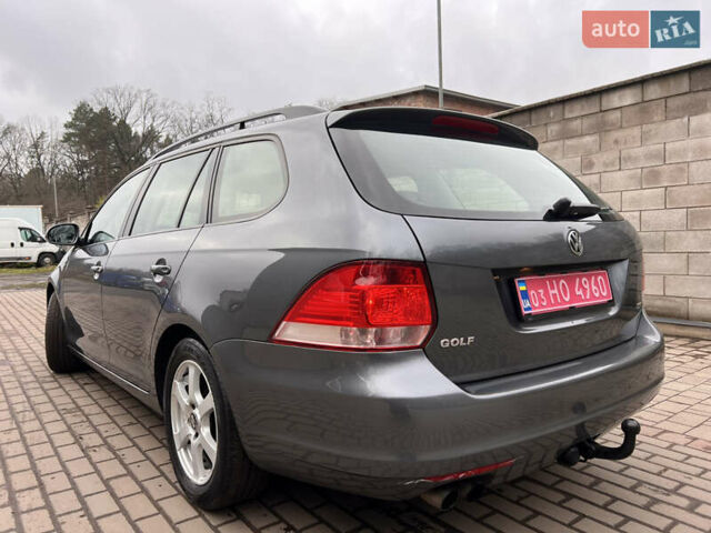 Сірий Фольксваген Гольф, об'ємом двигуна 1.39 л та пробігом 180 тис. км за 5999 $, фото 4 на Automoto.ua