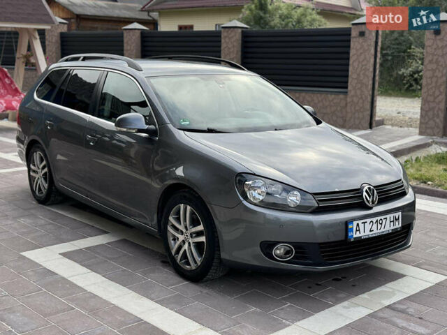 Серый Фольксваген Гольф, объемом двигателя 1.6 л и пробегом 300 тыс. км за 6300 $, фото 15 на Automoto.ua