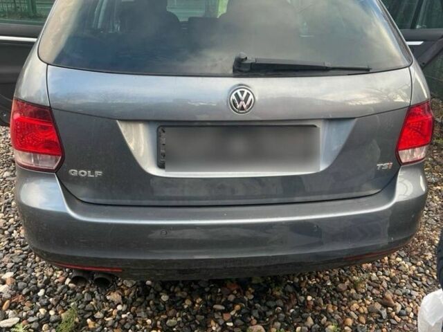 Сірий Фольксваген Гольф, об'ємом двигуна 1.4 л та пробігом 150 тис. км за 5200 $, фото 5 на Automoto.ua