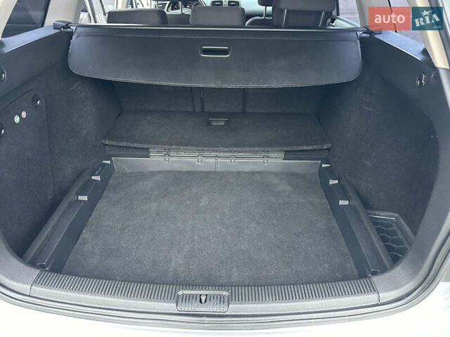 Серый Фольксваген Гольф, объемом двигателя 1.6 л и пробегом 202 тыс. км за 7399 $, фото 34 на Automoto.ua