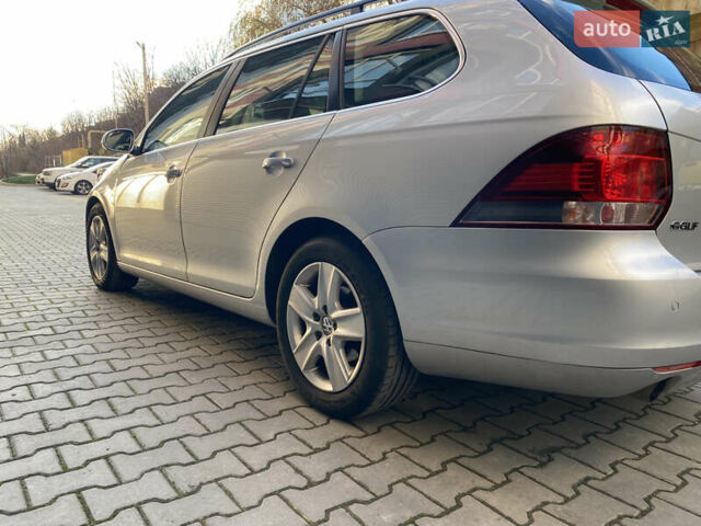 Серый Фольксваген Гольф, объемом двигателя 1.6 л и пробегом 217 тыс. км за 8800 $, фото 14 на Automoto.ua