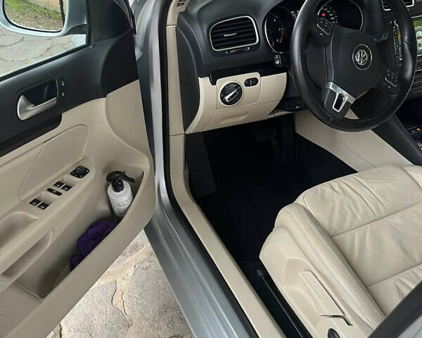 Сірий Фольксваген Гольф, об'ємом двигуна 1.97 л та пробігом 191 тис. км за 9850 $, фото 5 на Automoto.ua