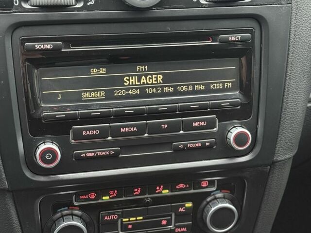 Сірий Фольксваген Гольф, об'ємом двигуна 1.6 л та пробігом 184 тис. км за 7000 $, фото 20 на Automoto.ua