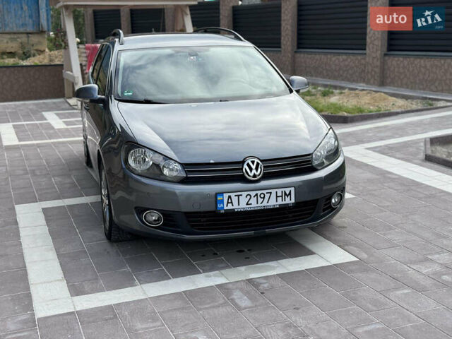 Серый Фольксваген Гольф, объемом двигателя 1.6 л и пробегом 300 тыс. км за 6300 $, фото 1 на Automoto.ua