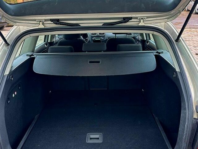 Серый Фольксваген Гольф, объемом двигателя 1.4 л и пробегом 200 тыс. км за 7800 $, фото 9 на Automoto.ua