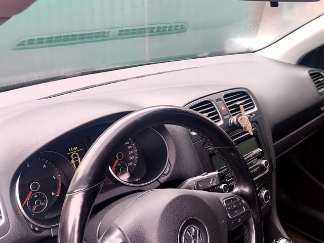 Серый Фольксваген Гольф, объемом двигателя 1.6 л и пробегом 261 тыс. км за 7200 $, фото 8 на Automoto.ua