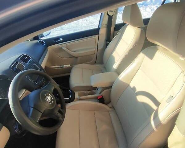 Серый Фольксваген Гольф, объемом двигателя 1.6 л и пробегом 256 тыс. км за 7000 $, фото 1 на Automoto.ua