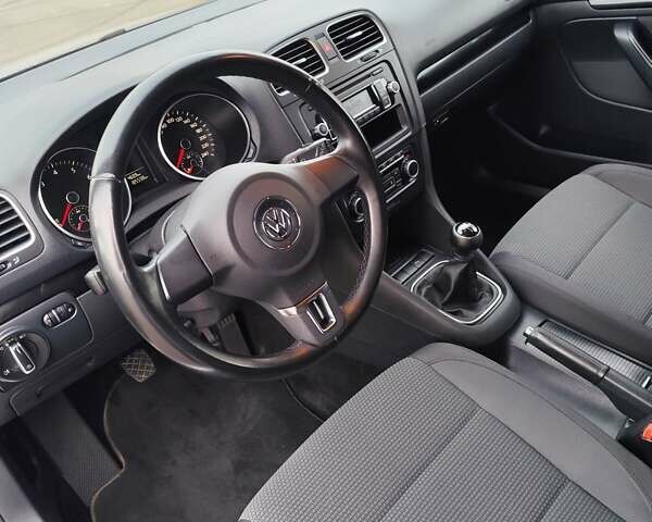 Сірий Фольксваген Гольф, об'ємом двигуна 1.4 л та пробігом 186 тис. км за 7300 $, фото 31 на Automoto.ua