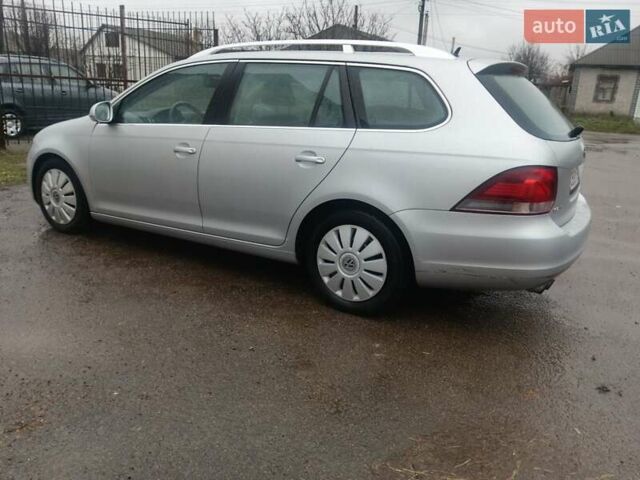 Серый Фольксваген Гольф, объемом двигателя 1.39 л и пробегом 212 тыс. км за 7000 $, фото 2 на Automoto.ua