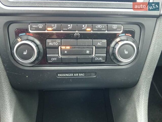 Серый Фольксваген Гольф, объемом двигателя 1.6 л и пробегом 235 тыс. км за 7500 $, фото 10 на Automoto.ua