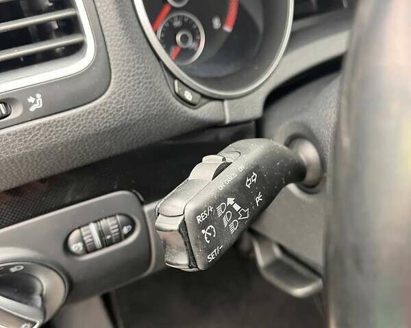 Фольксваген Гольф 2010 в Славуте на Automoto.ua Серый Фольксваген Гольф, объемом двигателя 1.39 л и пробегом 230 тыс. км за 7200 $, фото 11 на Automoto.ua