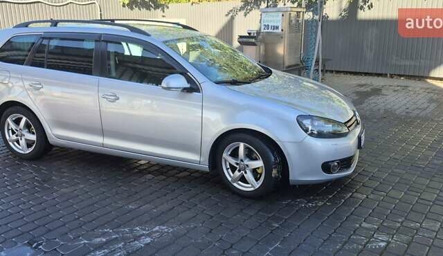 Серый Фольксваген Гольф, объемом двигателя 1.6 л и пробегом 285 тыс. км за 7000 $, фото 18 на Automoto.ua