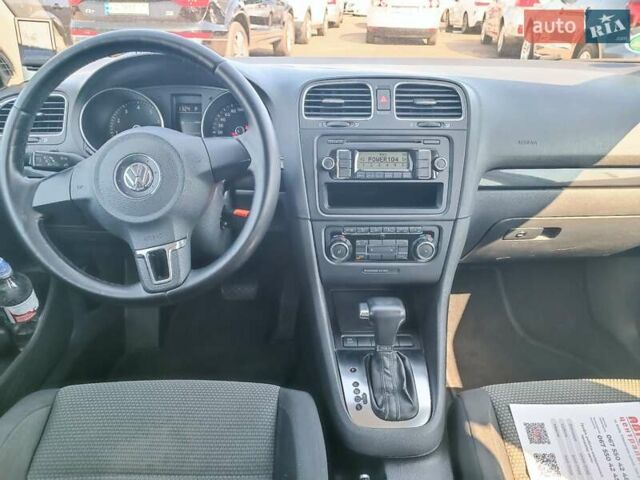 Серый Фольксваген Гольф, объемом двигателя 1.4 л и пробегом 220 тыс. км за 7700 $, фото 4 на Automoto.ua