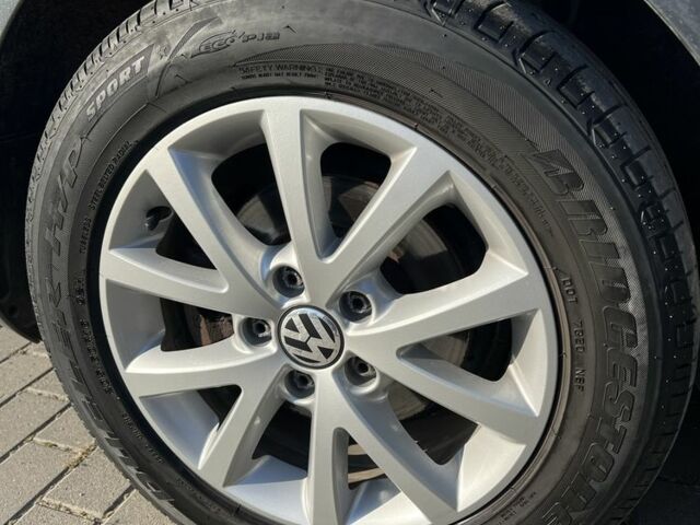 Серый Фольксваген Гольф, объемом двигателя 1.6 л и пробегом 254 тыс. км за 7500 $, фото 14 на Automoto.ua