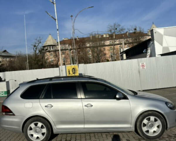 Серый Фольксваген Гольф, объемом двигателя 1.6 л и пробегом 320 тыс. км за 6399 $, фото 2 на Automoto.ua