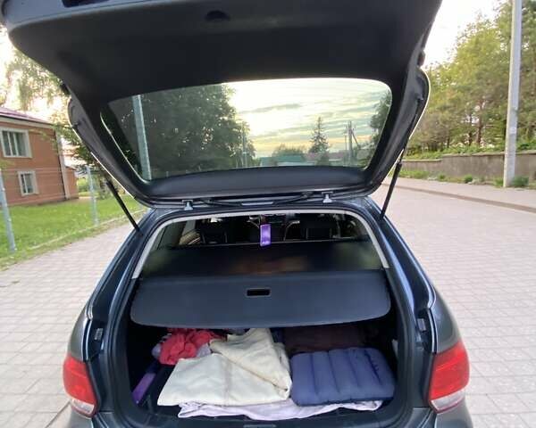 Фольксваген Гольф 2010 в Хмельницком на Automoto.ua Серый Фольксваген Гольф, объемом двигателя 1.6 л и пробегом 263 тыс. км за 7200 $, фото 24 на Automoto.ua