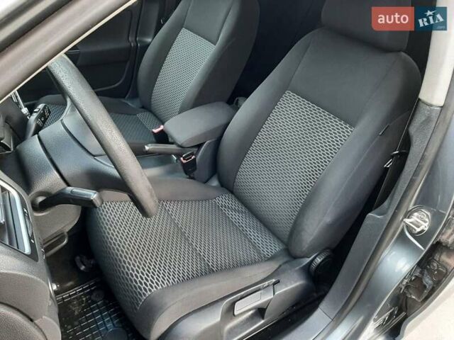 Сірий Фольксваген Гольф, об'ємом двигуна 1.6 л та пробігом 360 тис. км за 6499 $, фото 22 на Automoto.ua