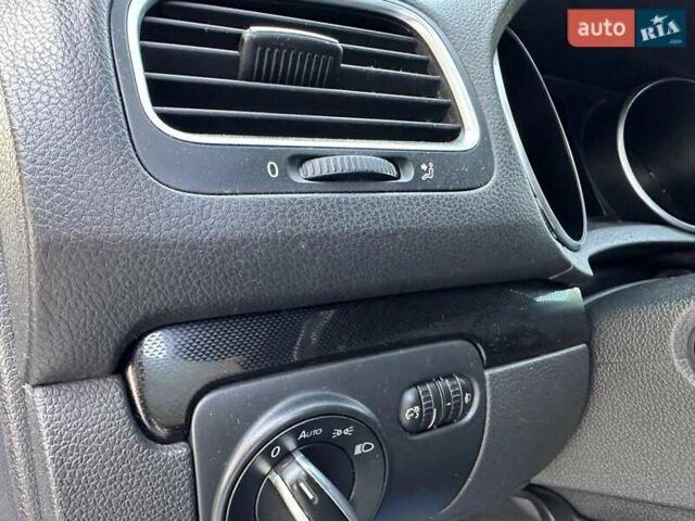 Серый Фольксваген Гольф, объемом двигателя 1.6 л и пробегом 280 тыс. км за 6900 $, фото 13 на Automoto.ua
