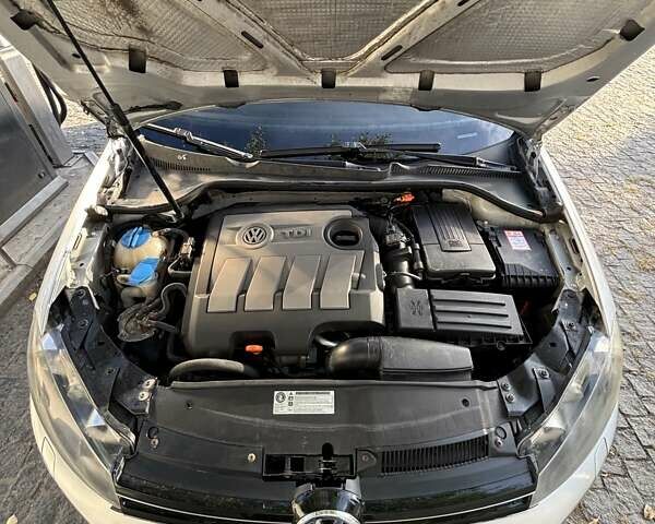 Серый Фольксваген Гольф, объемом двигателя 1.6 л и пробегом 290 тыс. км за 7300 $, фото 9 на Automoto.ua