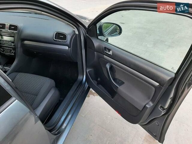 Сірий Фольксваген Гольф, об'ємом двигуна 1.6 л та пробігом 360 тис. км за 6499 $, фото 27 на Automoto.ua