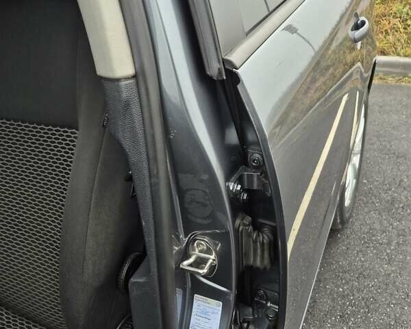 Сірий Фольксваген Гольф, об'ємом двигуна 1.6 л та пробігом 219 тис. км за 8100 $, фото 25 на Automoto.ua