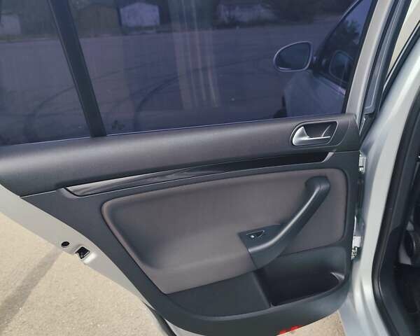 Сірий Фольксваген Гольф, об'ємом двигуна 1.4 л та пробігом 186 тис. км за 7300 $, фото 42 на Automoto.ua