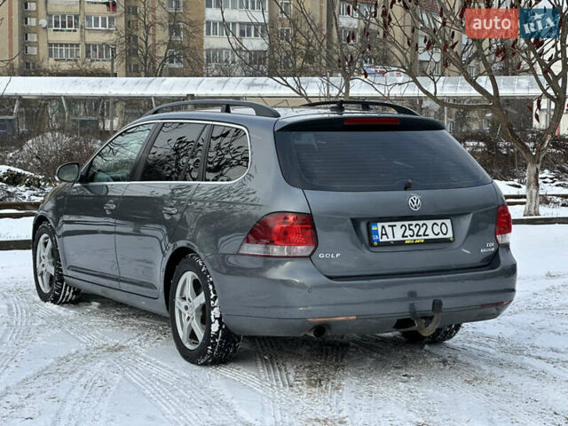 Серый Фольксваген Гольф, объемом двигателя 1.6 л и пробегом 269 тыс. км за 7500 $, фото 3 на Automoto.ua